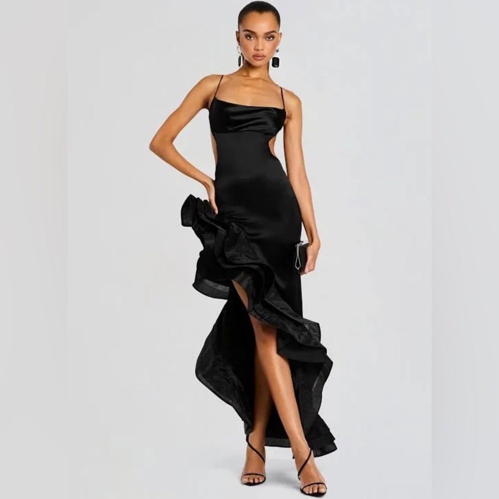 RETROFETE Black Ruffle Kaitlin Dress size XS
authentic